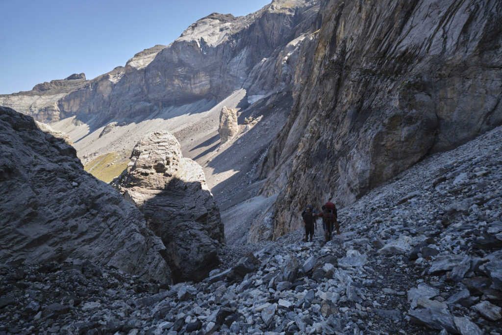 2025-08-23_12-20-21_(HRP-Fuji)